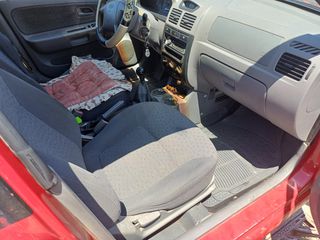 Kia Rio 2004-thumb-7