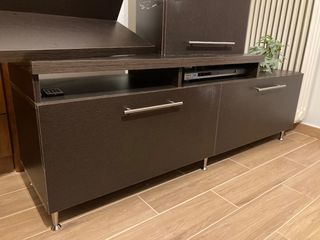 ΕΠΙΠΛΟ ΣΎΝΘΕΤΟ ΣΑΛΟΝΙΟΎ ΓΙΑ ΤΗΛΕΌΡΑΣΗ ΜΕ ΝΤΟΥΛΆΠΙ Κ ΡΑΦΙ