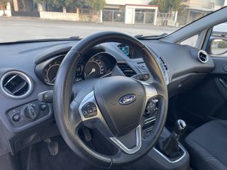 Ford Fiesta 2015-thumb-14