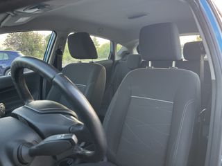 Ford Fiesta 2015-thumb-13