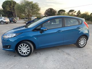 Ford Fiesta 2015-thumb-4