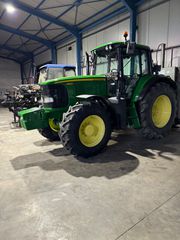 Tractor John Deere 2006 6820