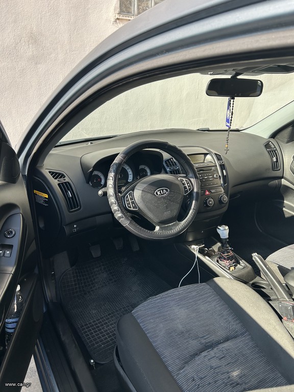 Kia Ceed / cee'd 2010