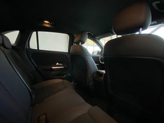 Mercedes-Benz GLA 250 2023 GLA 250e Facelift AMG LINE 8G TRONIC-thumb-17