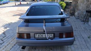 Ford Sierra 1986 COSWORTH-thumb-5