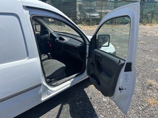 Opel Combo 2002-thumb-11
