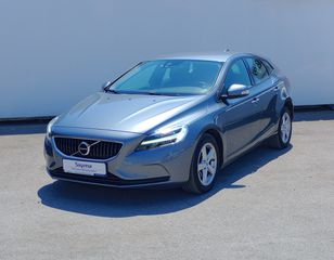 Volvo V40 2018