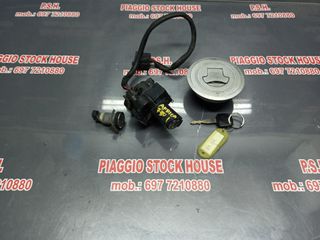 ΚΛΕΙΔΑΡΙΕΣ ΚΑΙ ΚΛΕΙΔΙ HONDA AFRICA 750 CARB ΕΙΝΑΙ ΛΙΓΟ ΣΠΑΣΜΕΝΟ ΤΟ ΚΕΛΥΦΟ ΚΛΕΙΔΑΡΙΑΣ!! PIAGGIO STOCK HOUSE! ΝΟ.1 ΣΕ ΟΛΗ ΤΗΝ ΕΛΛΑΔΑ!!