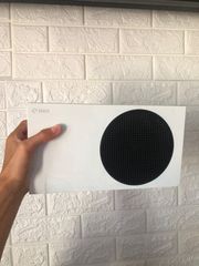 Πωλείται Xbox Series s
