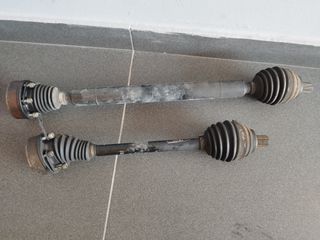 VW GOLF 5  1,6FSI, Ημιαξόνια γνήσια σε άριστη κατάσταση.