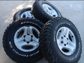 Toyota land cruiser-thumb-1