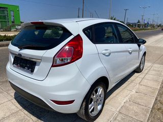 Ford Fiesta 2016-thumb-6