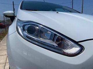 Ford Fiesta 2016-thumb-8