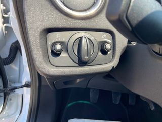 Ford Fiesta 2016-thumb-14