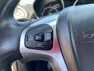 Ford Fiesta 2016-thumb-16