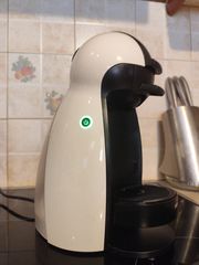 Krups NESCAFÉ® Dolce Gusto® Piccolo - Coffee Pod Machine-thumb-2