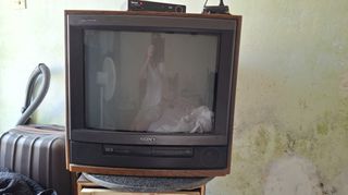 SONY TRINITRON KV-2500WX (1993) και αποκωδικοποιητής LEMM HDVB-T220