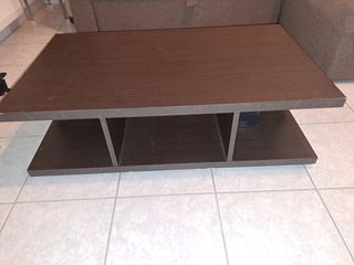 ΤΡΑΠΕΖΑΚΙ ΣΑΛΟΝΙΟΥ -ΕΠΙΠΛΟ TV