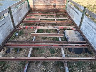 ΚΑΡΟΤΣΑ ΜΕ ΠΑΡΑΠΕΤΑ ΑΛΟΥΜΙΝΙΟΥ 4.30×230-thumb-2