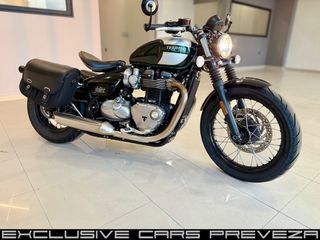 Triumph Bonneville Bobber 2017 1200-thumb-1