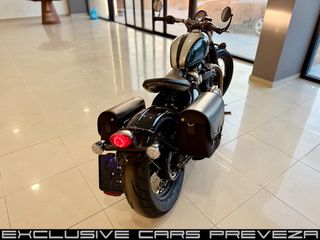 Triumph Bonneville Bobber 2017 1200-thumb-9