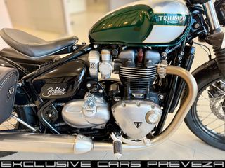 Triumph Bonneville Bobber 2017 1200-thumb-21