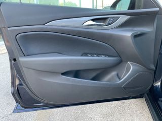 Opel Insignia 2018 55000KM,165HP,AUTO,ΔΕΡΜΑ,ΝΑVI,ΕΛΛΗΝΙΚΟ-thumb-18
