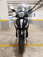 Piaggio Beverly 300i 2016 BEVERLY 300IE-thumb-2
