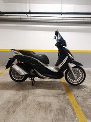Piaggio Beverly 300i 2016 BEVERLY 300IE-thumb-3