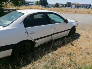 Toyota Avensis 1999