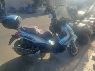 Piaggio Beverly 400 2007-thumb-2