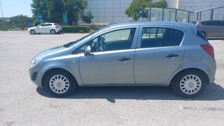 Opel Corsa 2011 C'MON
