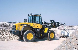 Φορτωτής Με Λάστιχα Komatsu 2007 WA 250+TRITH YDRAYLIKH+ΛΙΠΑΝΣΗ ++ΕΥΚΑΙΡΕΙΑ