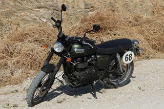 Triumph Scrambler 2011 900-thumb-11
