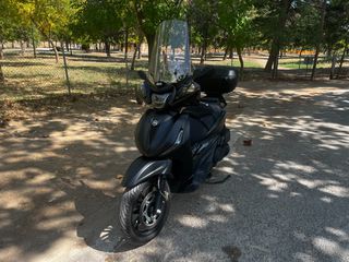 Piaggio Beverly 400 2024 HPE Deep Black