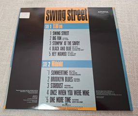 Barry Manilow – Swing Street  LP-thumb-1
