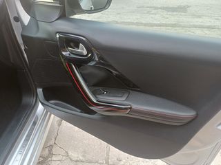 Peugeot 208 2017 1.2 e-THP*GT Line*Automatic*110hp-thumb-34