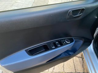 Hyundai i 10 2016 1.2 YES! SILVER-thumb-15