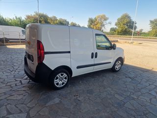 Φορτηγό Έως 7.5τ Fiat 2019 DOBLO CARGO 1,6 MULTIJET 105 HP-thumb-4