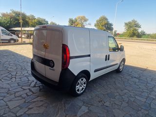 Φορτηγό Έως 7.5τ Fiat 2019 DOBLO CARGO 1,6 MULTIJET 105 HP-thumb-5