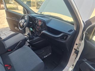 Φορτηγό Έως 7.5τ Fiat 2019 DOBLO CARGO 1,6 MULTIJET 105 HP-thumb-33