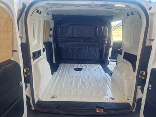 Φορτηγό Έως 7.5τ Fiat 2019 DOBLO CARGO 1,6 MULTIJET 105 HP-thumb-27