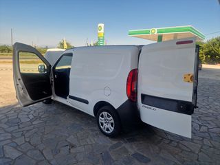 Φορτηγό Έως 7.5τ Fiat 2019 DOBLO CARGO 1,6 MULTIJET 105 HP-thumb-25
