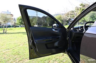 Alfa Romeo Giulietta 2016-thumb-10