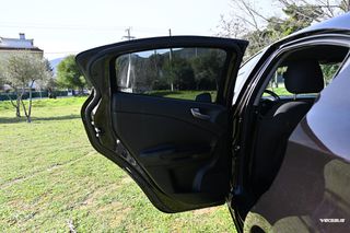 Alfa Romeo Giulietta 2016-thumb-30