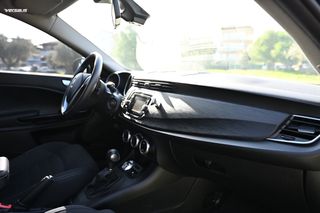 Alfa Romeo Giulietta 2016-thumb-33