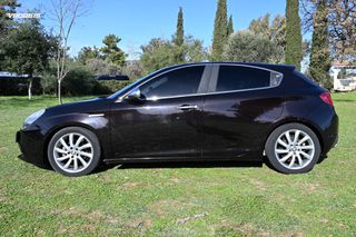 Alfa Romeo Giulietta 2016-thumb-2