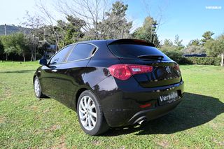 Alfa Romeo Giulietta 2016-thumb-3