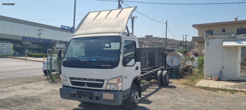 Σασί Mitsubishi 2011 Canter fuso