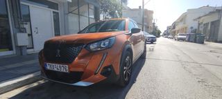 Peugeot 2008 2022 1.2 ALLURE 110HP